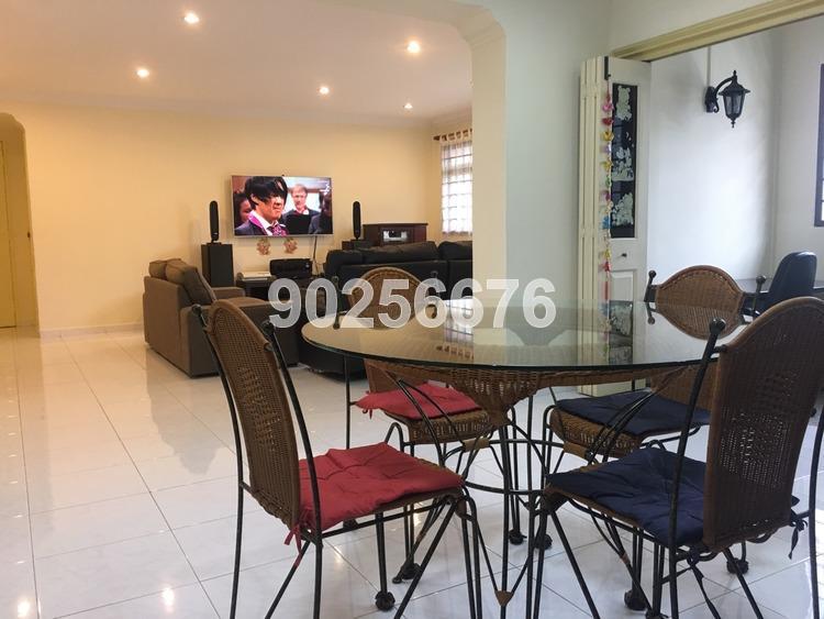 Pasir Ris Street 11 thumbnail photo